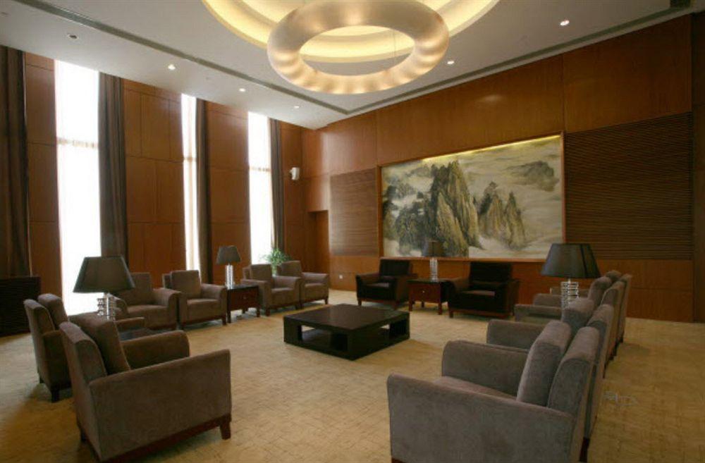 Howard Johnson Plaza Lingang Shanghai Nanhui Esterno foto